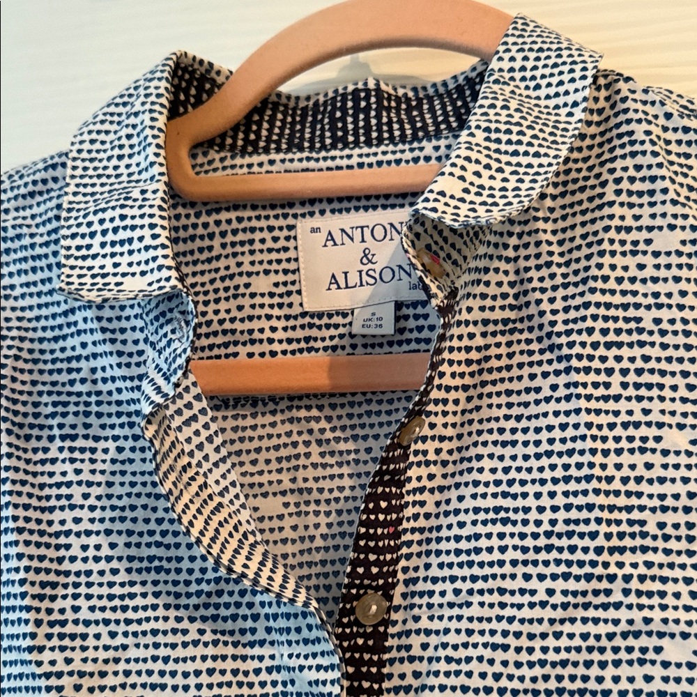 Antoni & Alison Label Heart Button Down Shirt Sz Small 100 % Cotton View 6